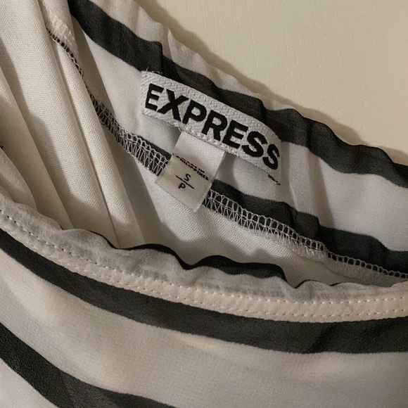 Express one shoulder dress - Picture 7 of 7